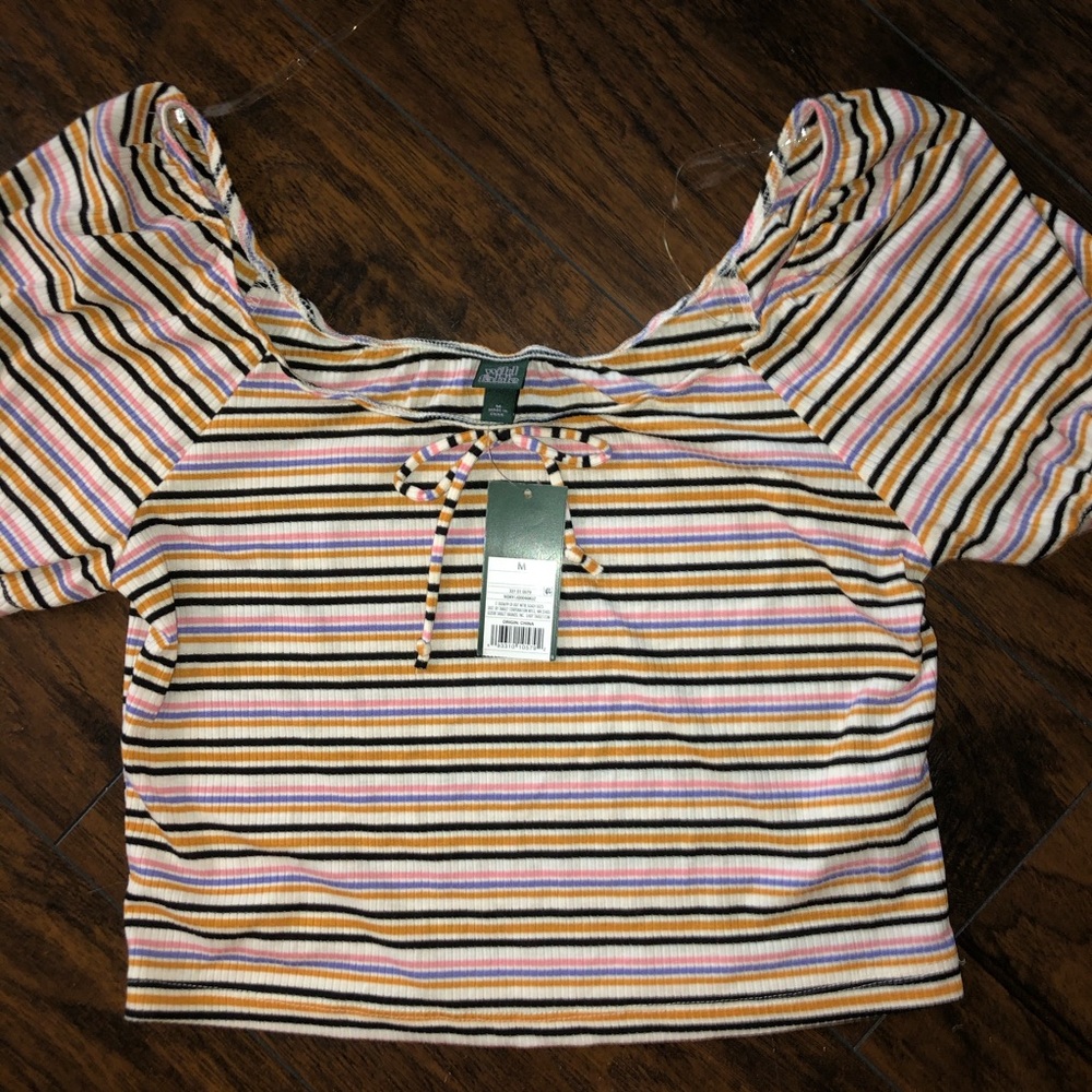 STRIPPED CROP TOP